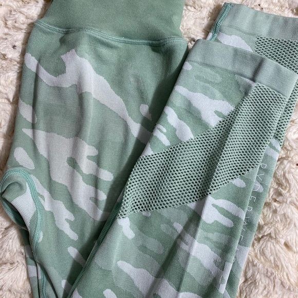 Green camo seamless leggings - Picture 5 of 11